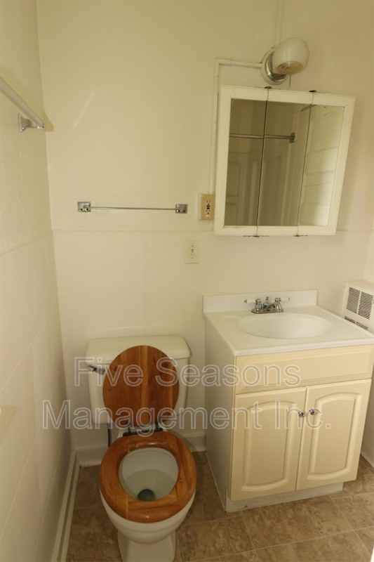 134 Buell St - Photo 7 of 16