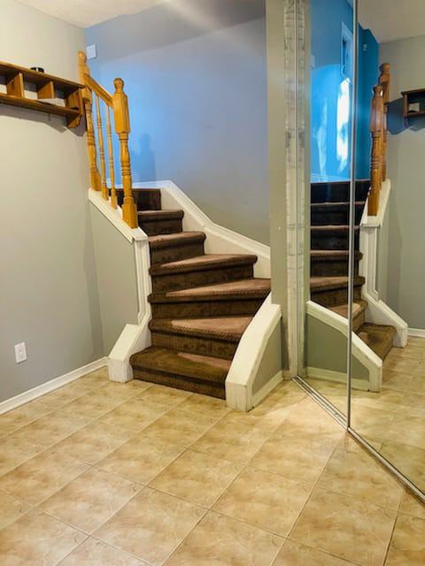 40 MacLaren Street - Photo 2 of 12