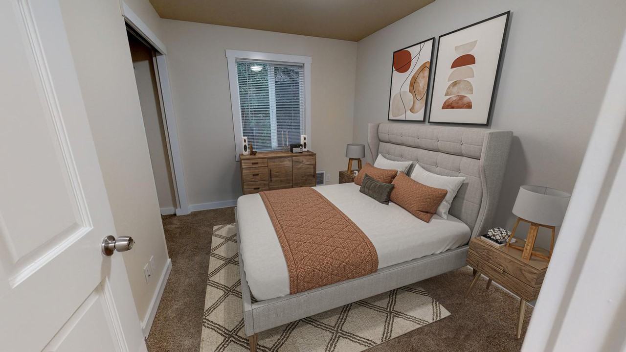 Welcoming Capitol Hill home near the Light Rail - Photo 5 of 17