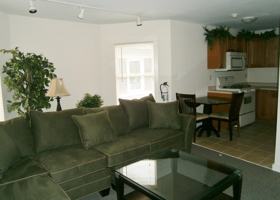 featured image of 103 Highland Pl #4