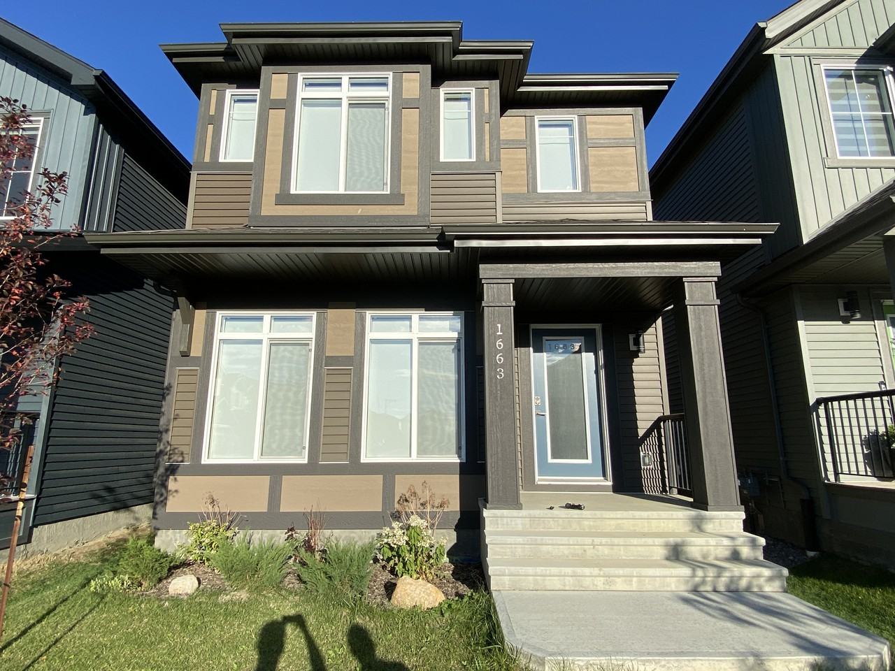 1663 Graydon Hill Link Southwest, Edmonton, AB T6W 1A3 3 Bedroom House