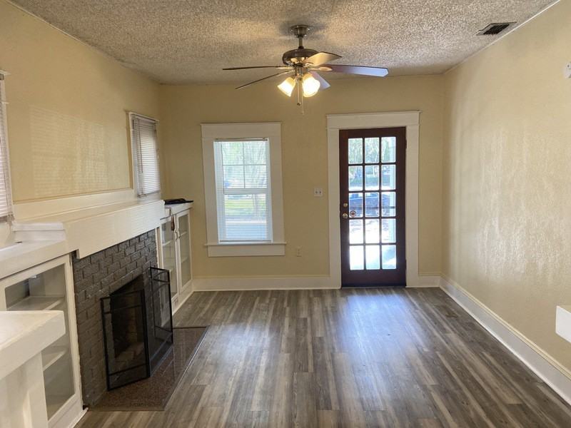 1509 Woodward St #1 - Photo 2 of 11