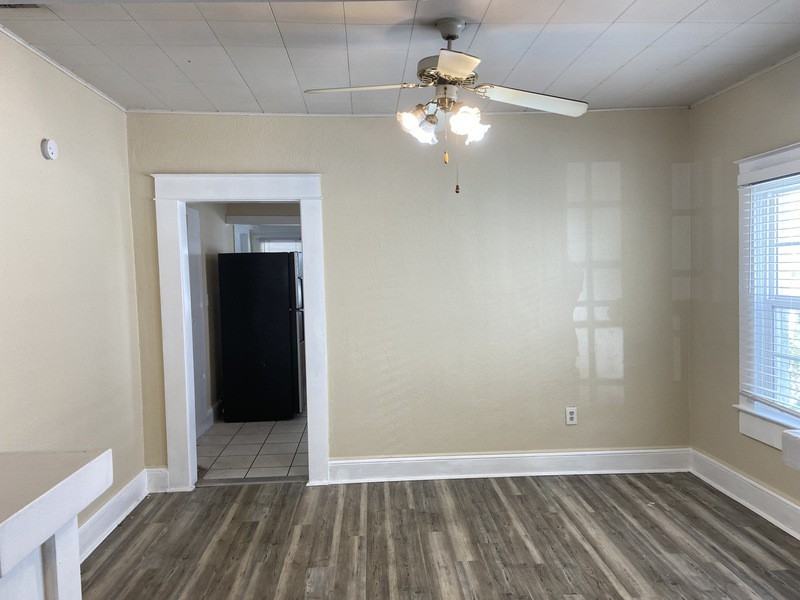 1509 Woodward St #1 - Photo 6 of 11