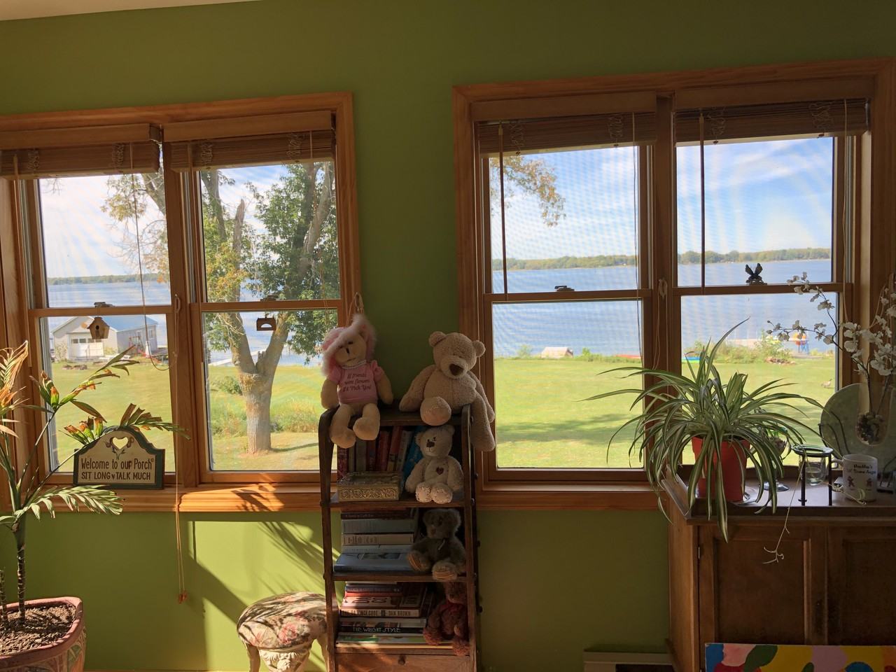 176 River Dr - Photo 2 of 4