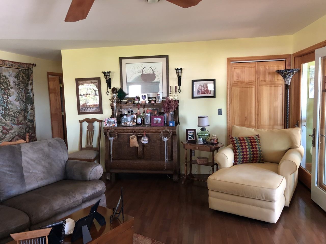 176 River Dr - Photo 3 of 4