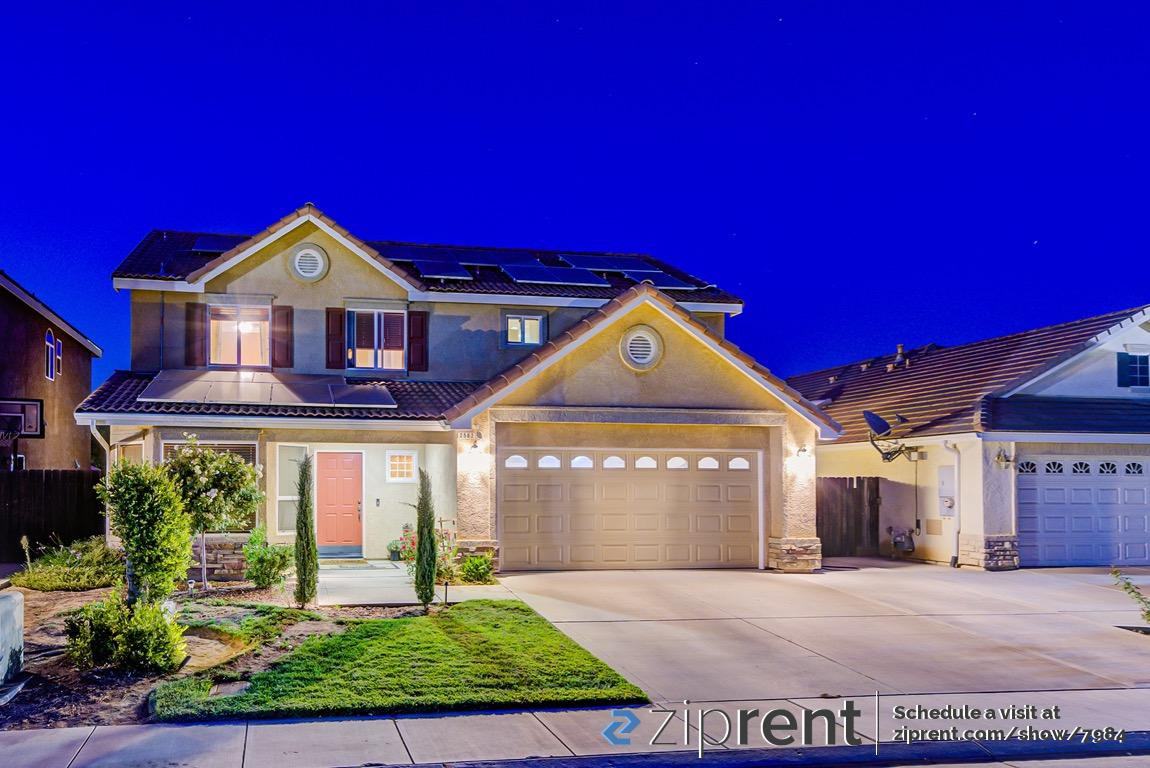 2562 Sarah Ave - Photo 2 of 20