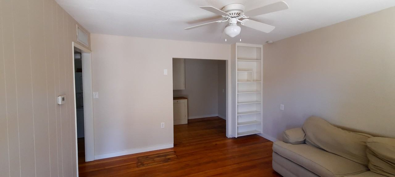 1238 E Pierce St - Guest House - Photo 5 of 8