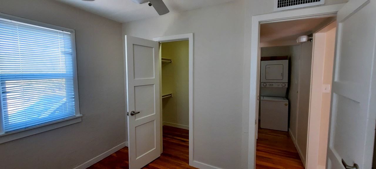 1238 E Pierce St - Guest House - Photo 7 of 8