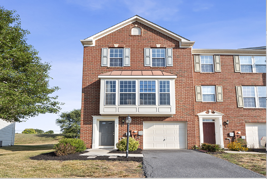 190 Monte Carlo Way - Photo 2 of 8