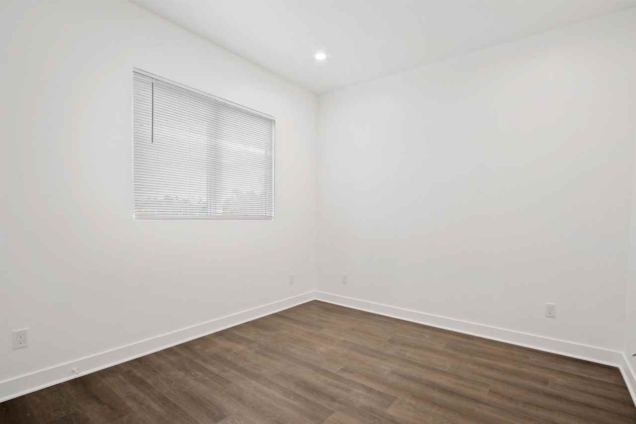 1137 S Lorena St #1137 - Photo 6 of 14