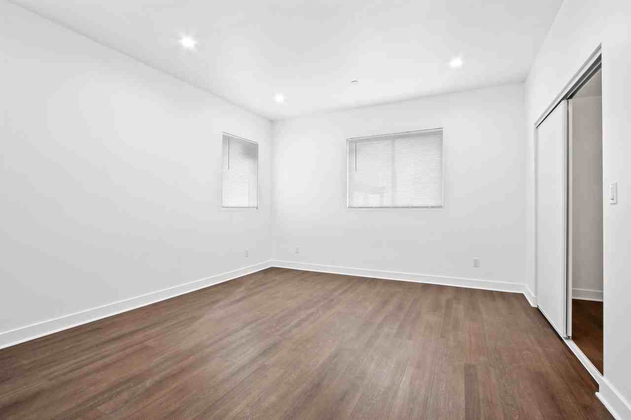 1137-1139 S. Lorena Street (4 UNITS) - 1137 1/2 #1137-1-2 - Photo 4 of 11