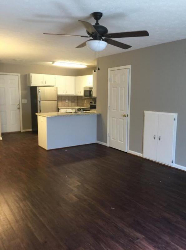 5252 Crystal Ct - Photo 5 of 11