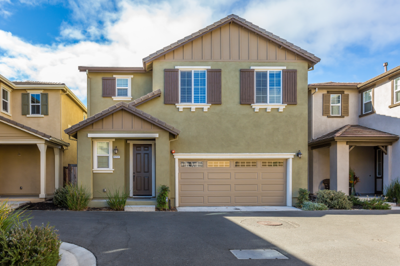 4255 Wagner Ct - Photo 2 of 28