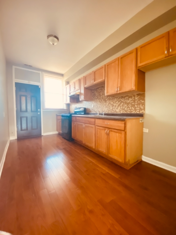 4147 South Prairie Avenue #3N - Photo 4 of 8