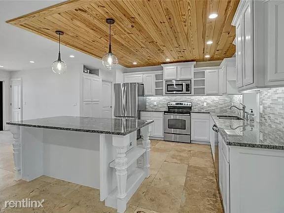 141 5th St - Photo 3 of 3