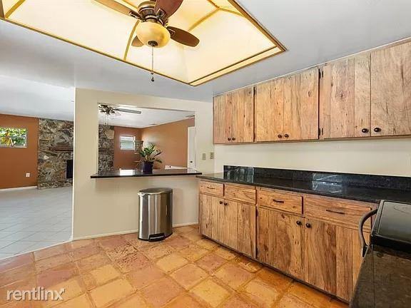 4738 Charing Cross Rd - Photo 2 of 3