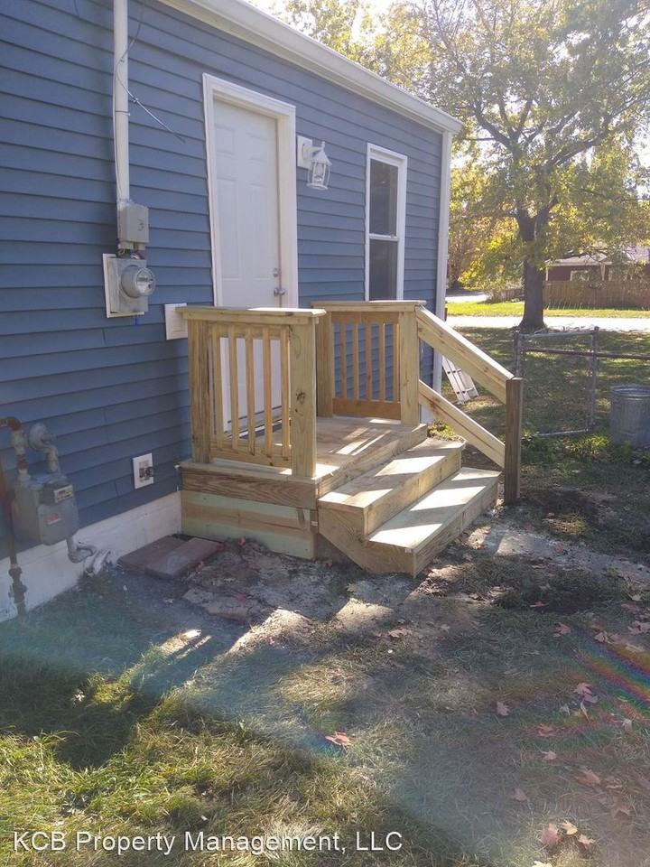 1107 N Philips St - Photo 3 of 13