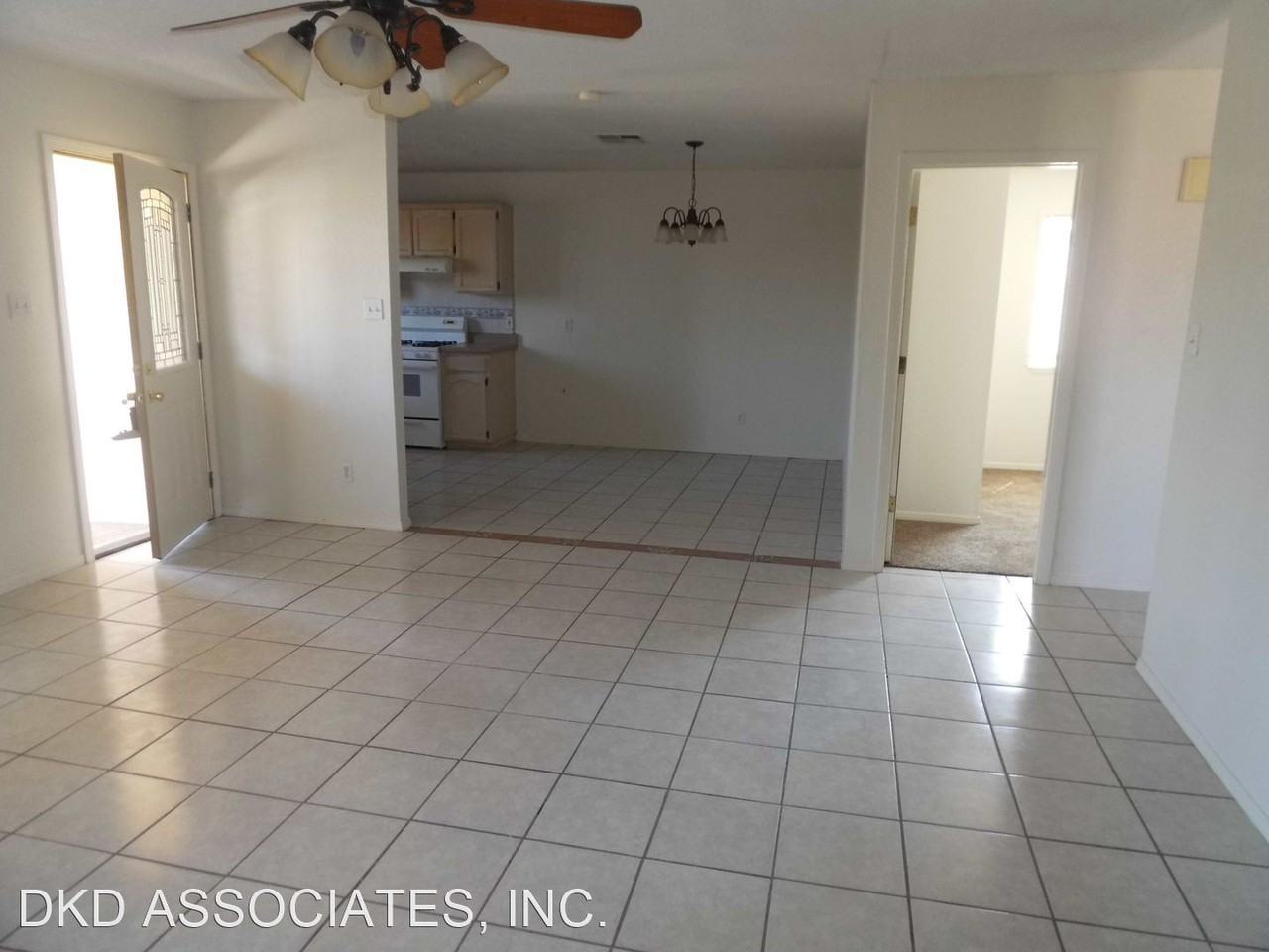 121 Pendale Rd - Photo 3 of 17