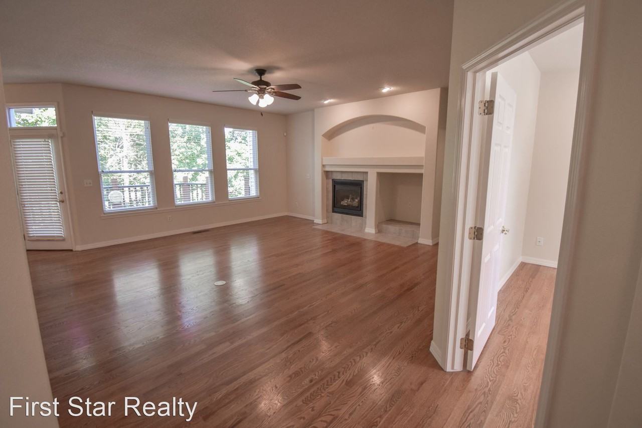 3 Aylesford Ln - Photo 2 of 24