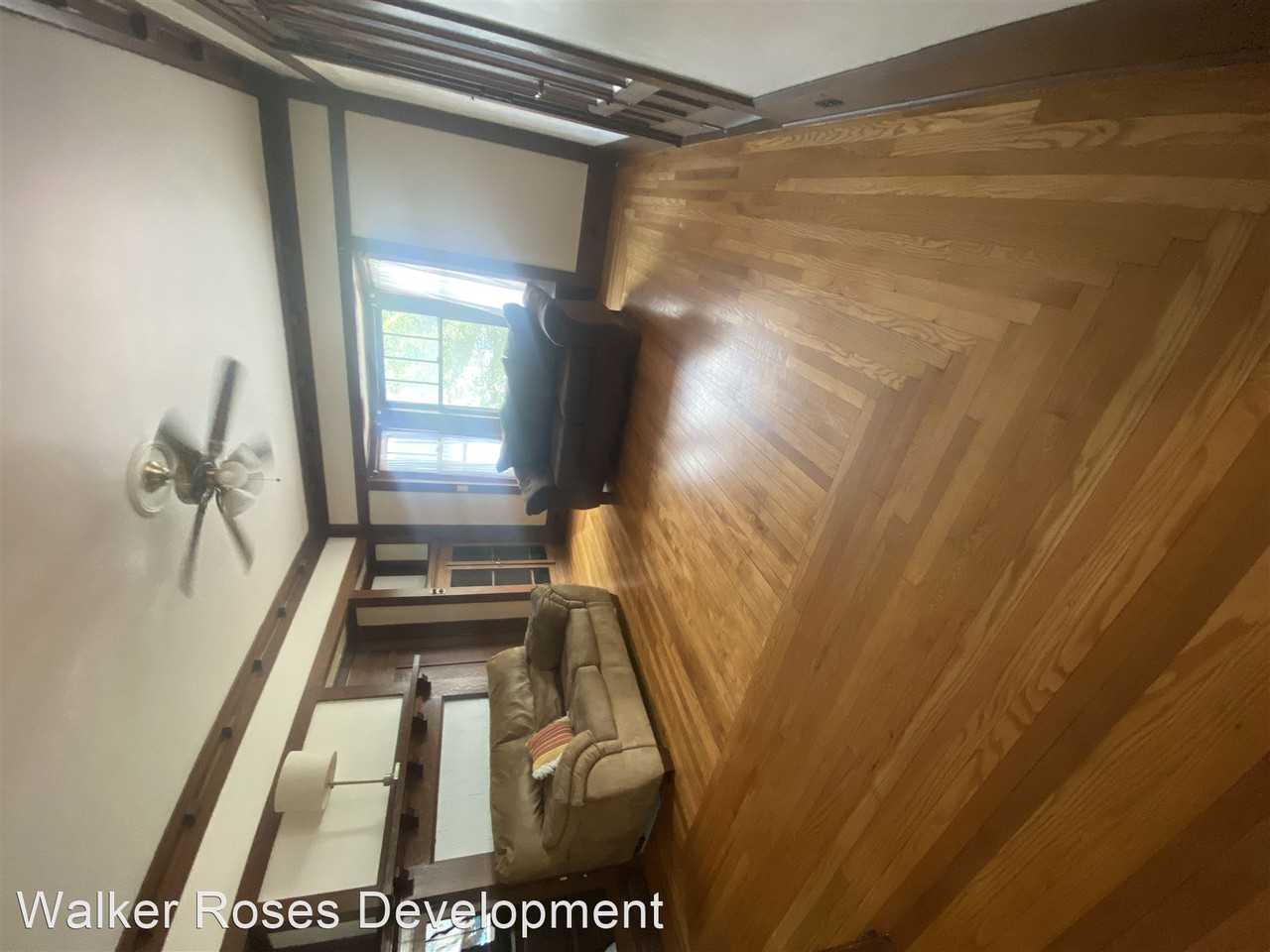 334/336 West 7th Street - Photo 2 of 2