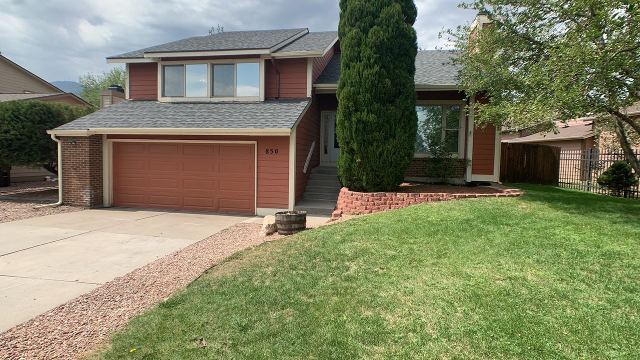850 Quail Lake Cir - Photo 2 of 14