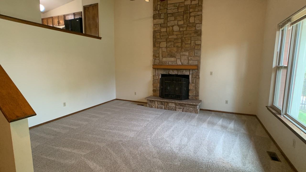 850 Quail Lake Cir - Photo 3 of 14