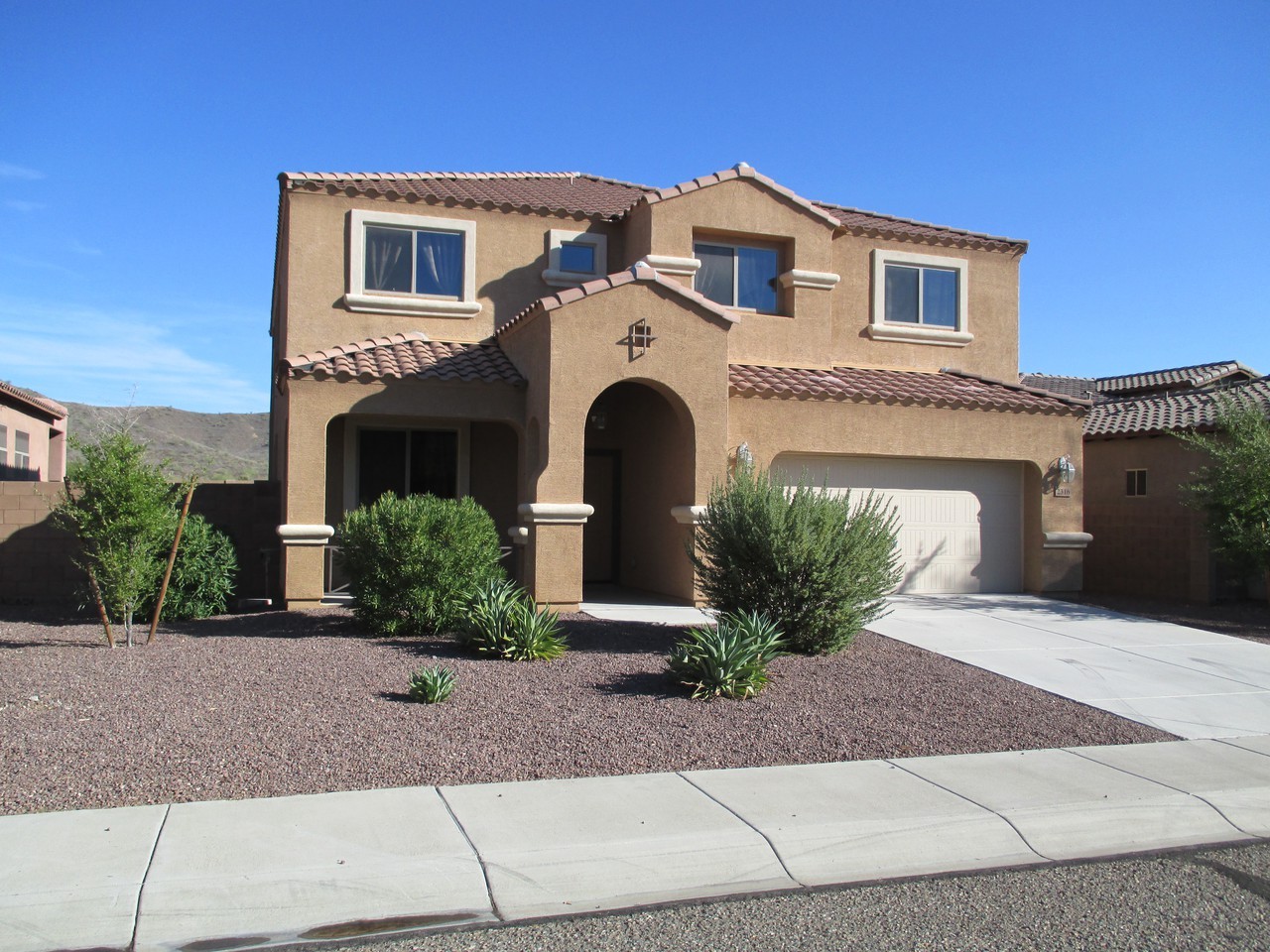 2316 E Dry Wood Rd - Photo 2 of 31