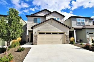 2080 S Hills Ave - Photo 1 of 1