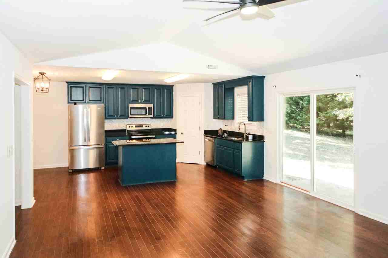 6155 Dodson Rd #1 - Photo 4 of 32
