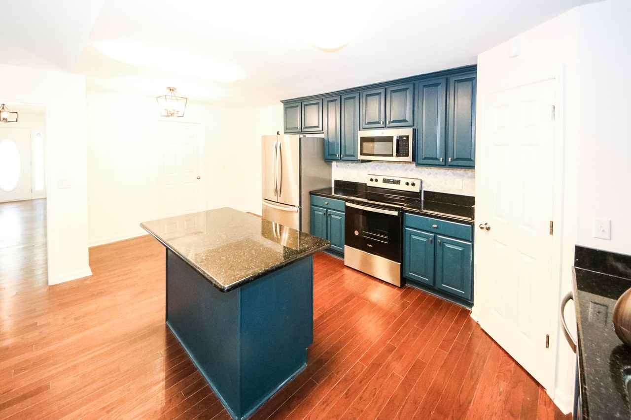 6155 Dodson Rd #1 - Photo 6 of 32