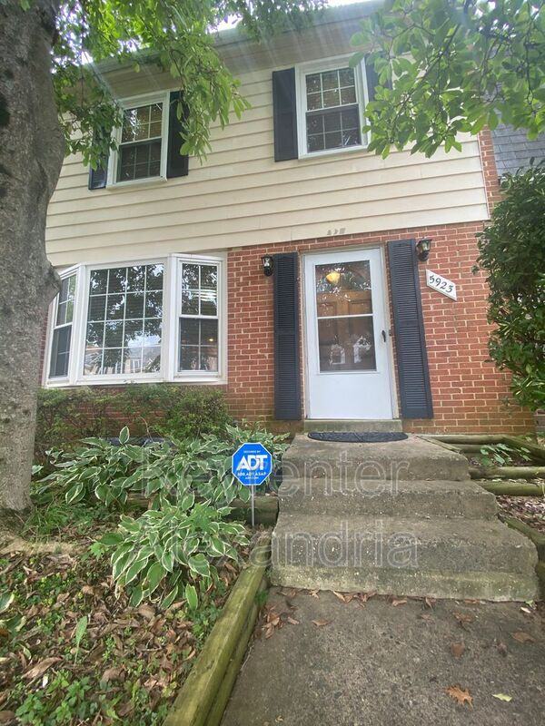 5923 Kara Pl - Photo 3 of 27