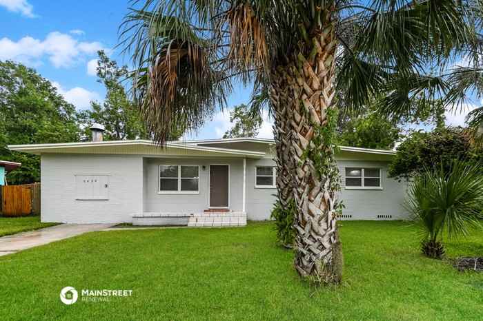 5430 Santa Monica Blvd N - Photo 2 of 17