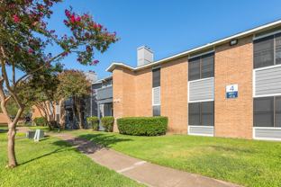 Topaz Apartments - Photo 1 of 1