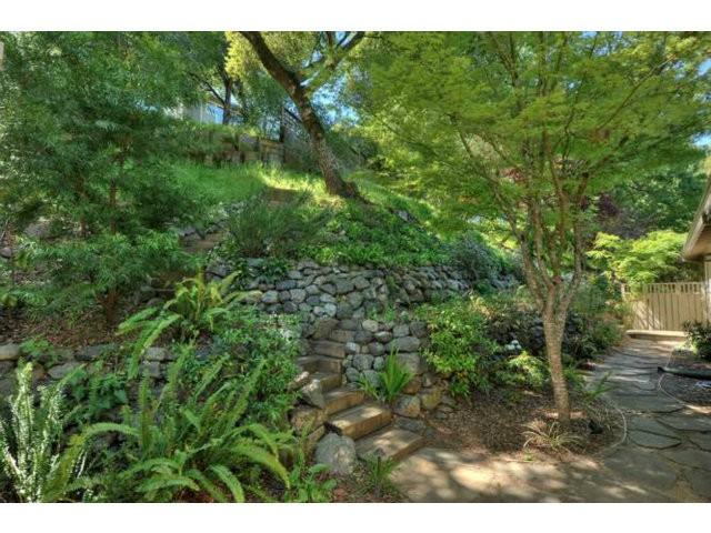 151 Carmel Way - Photo 3 of 20