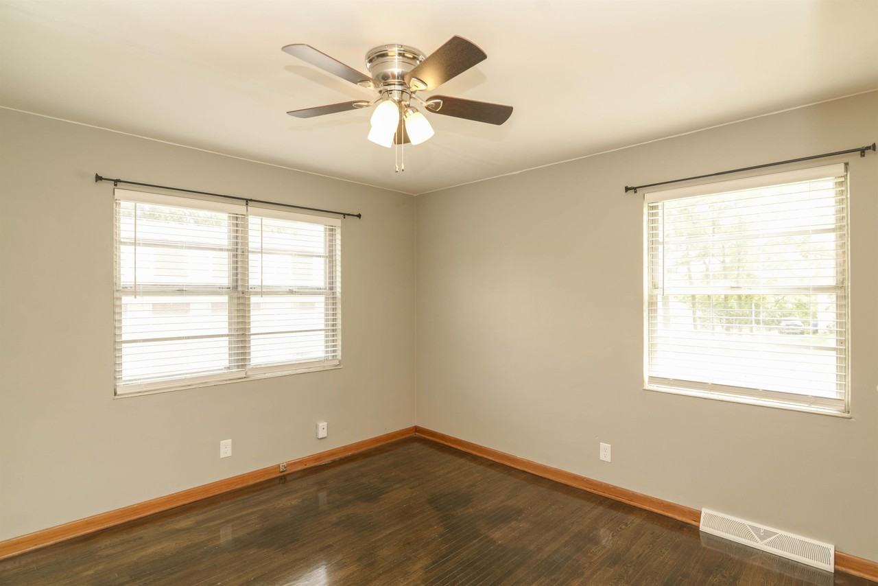 214 W Atchison St #1 - Photo 2 of 13