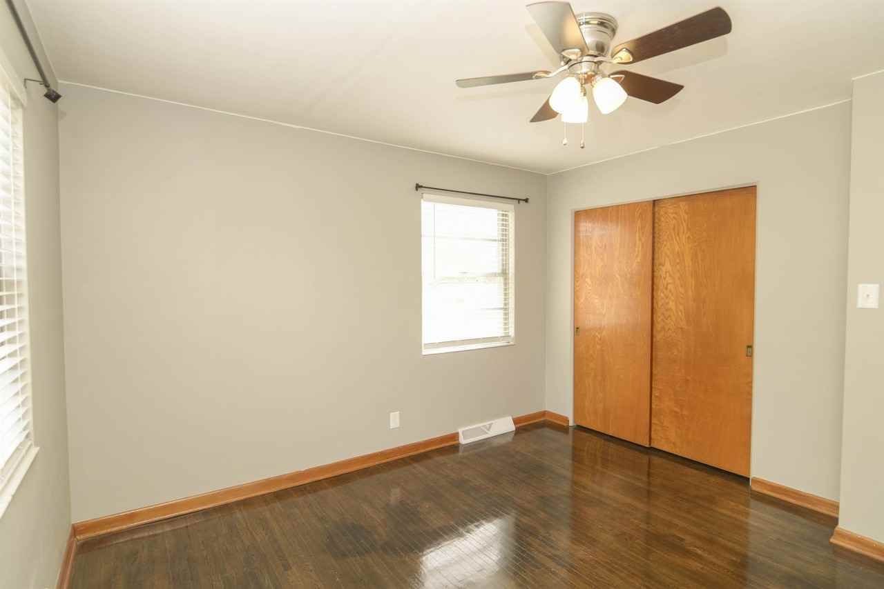 214 W Atchison St #1 - Photo 3 of 13