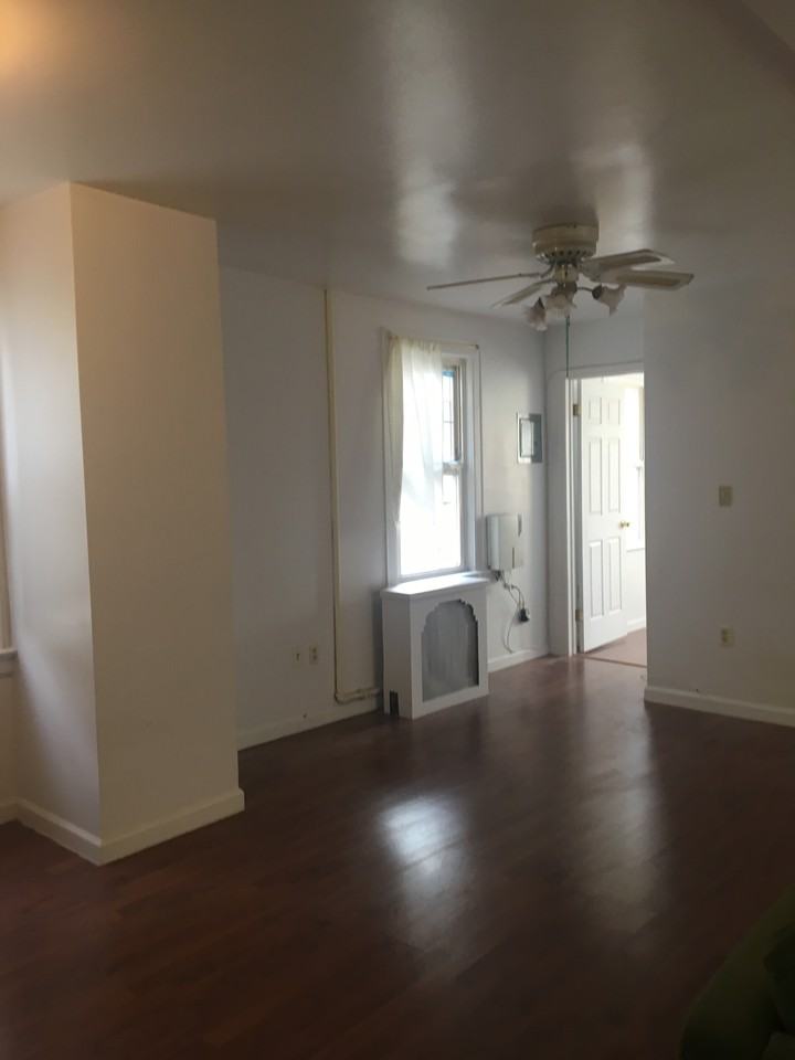 41 41 61 249th Street - Photo 2 of 5