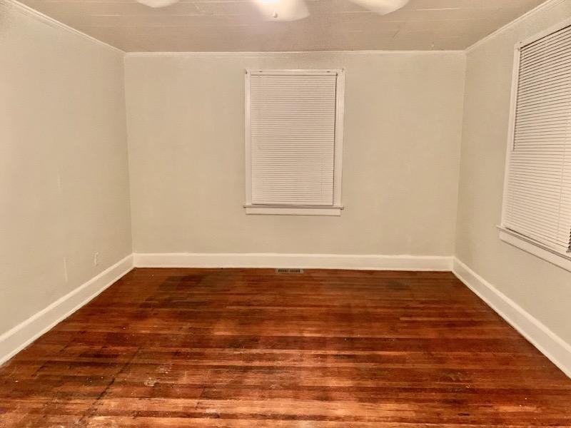 1500 Lathrop St - Photo 2 of 4