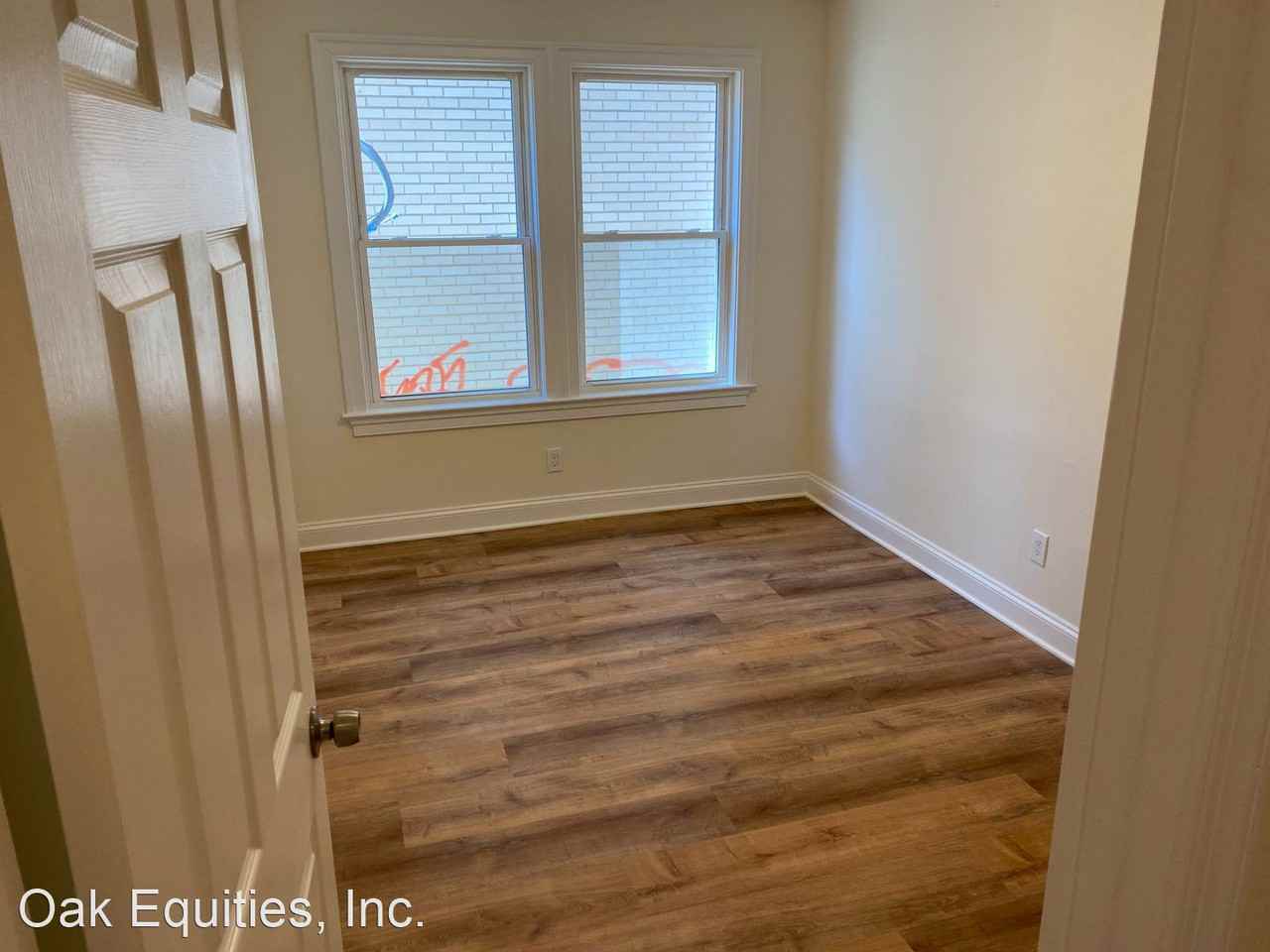 4240 39th St NW - Photo 2 of 10