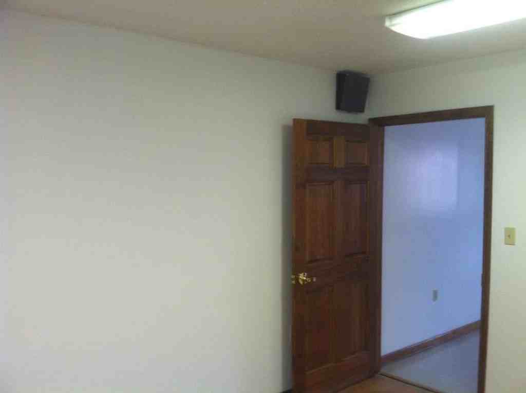 1212 Lee Highway - Photo 3 of 21