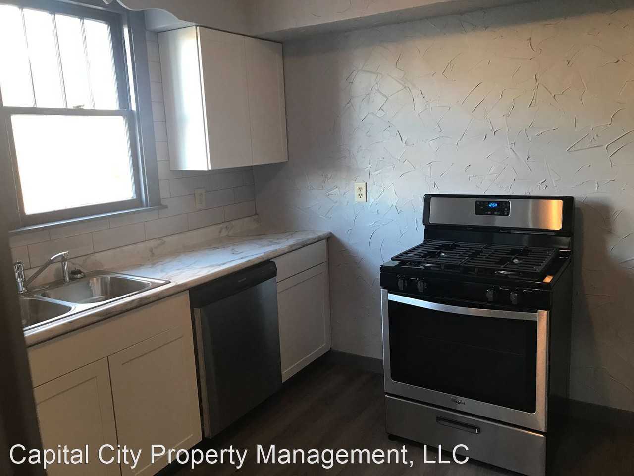 413 West Edwards - Photo 2 of 9
