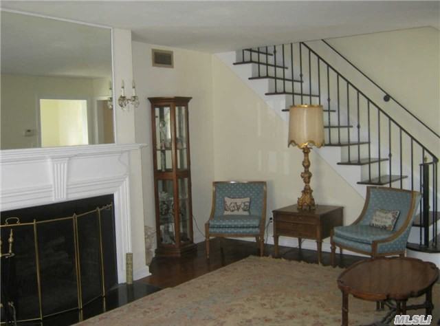 15 Flower Ln - Photo 3 of 6