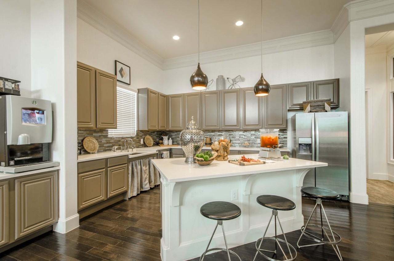 Park 3Eighty - Photo 4 of 43