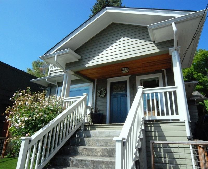3911 1st Ave Ne - Photo 4 of 30