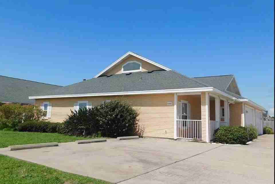 15641 Palmira Ave #A - Photo 3 of 25