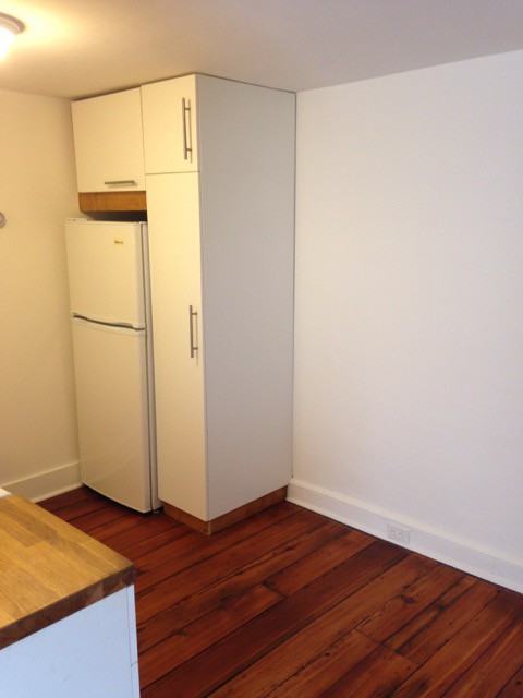 312 E Girard Ave #3 - Photo 3 of 9