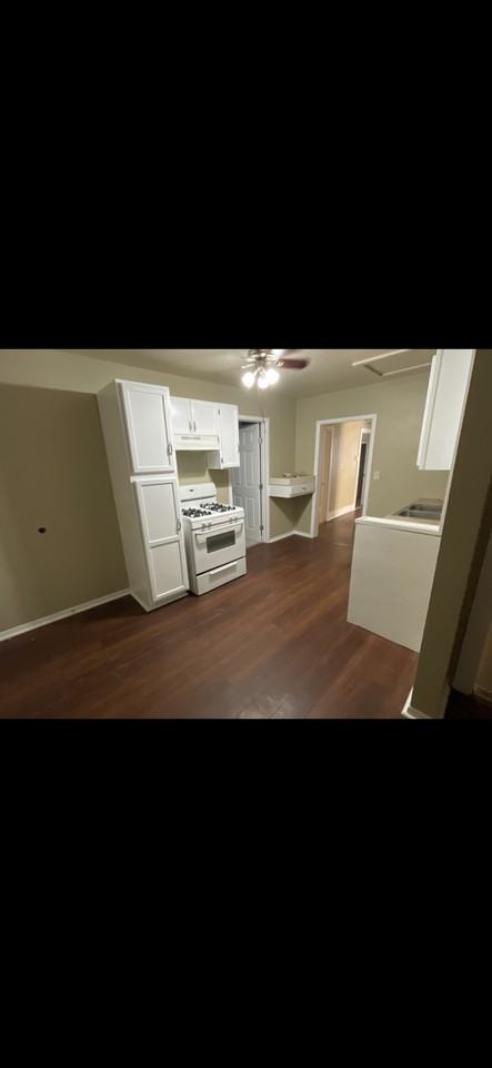 610 NW Grant St - Photo 5 of 8