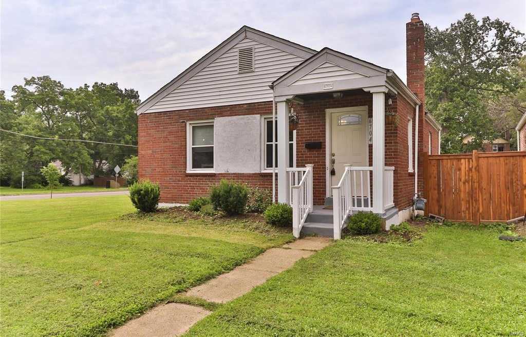 6704 Etzel Ave - Photo 2 of 32