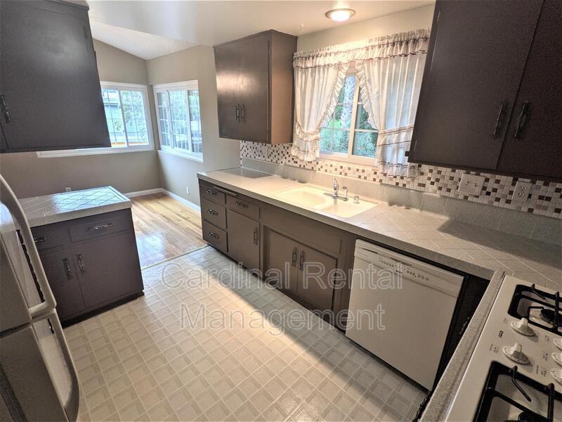 1001 North Pl - Photo 4 of 21