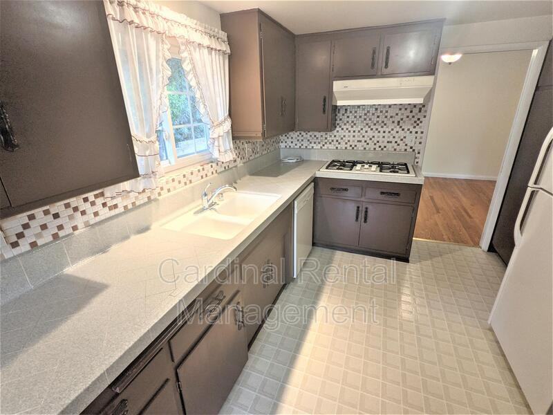 1001 North Pl - Photo 7 of 21